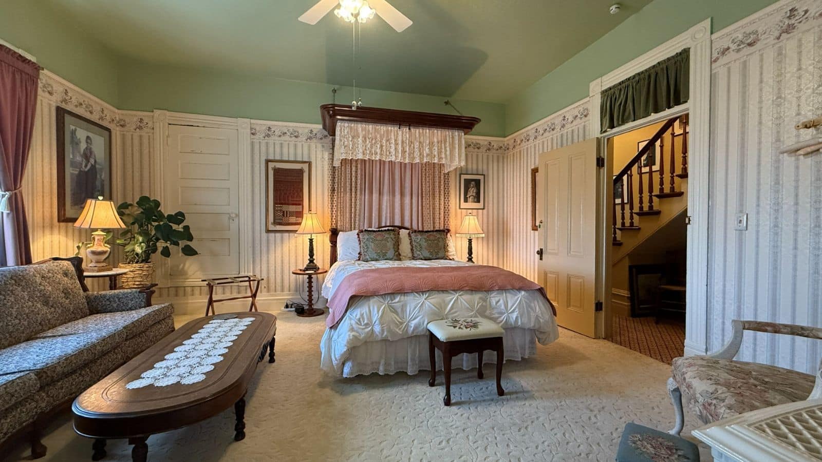 Adams Pragge Bedroom Photo with Bed and Coffeee Table